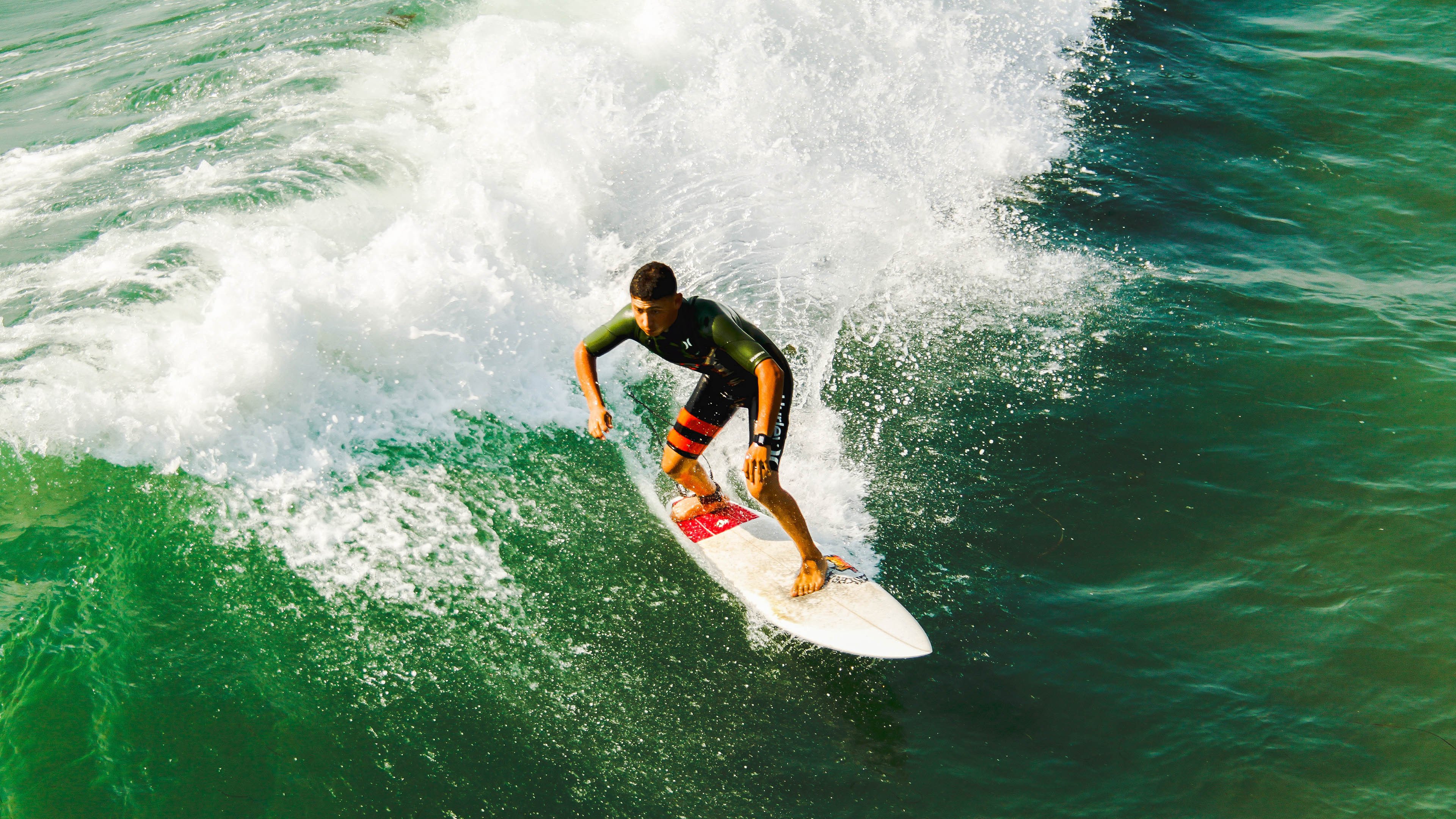 中国花样游泳队巴黎奥运备战进入冲刺阶段，新编排惊艳国际裁判